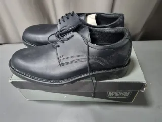 Zapatos Magnum Negros Cordones