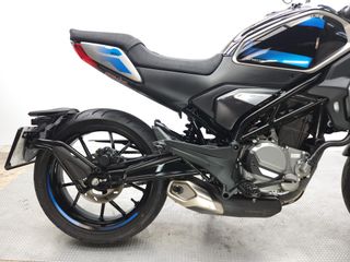 CFMOTO 300 CL-X 2024 7003 kms.