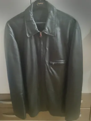 Chaqueta de cuero negra para hombre