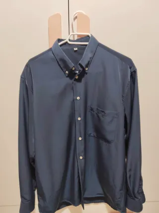 Camisa azul marino manga larga