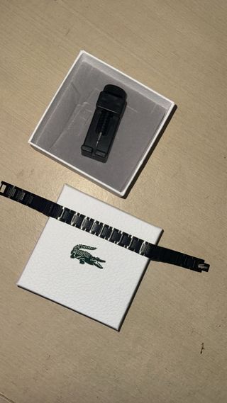 Pulsera Lacoste Negra y Plateada