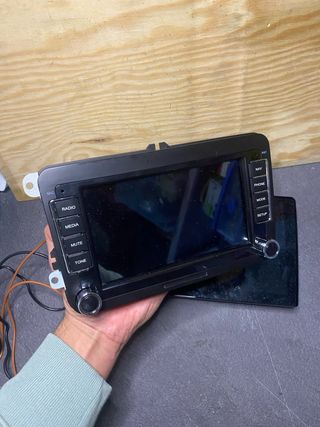 Lote pantallas coche para reparar