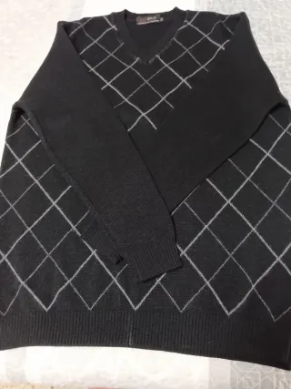 Jersey GOLD Negro con Diamantes Grises