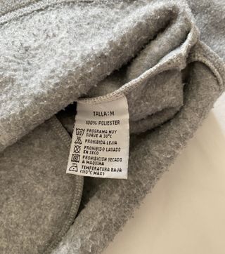 Sudadera Cup’s sports	. Talla M