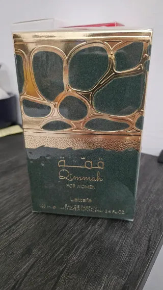 Perfume Lattafa Qimmah para Mujer