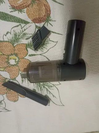 Aspirapolvere portatile con accessori