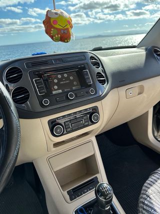 Volkswagen Tiguan 2012