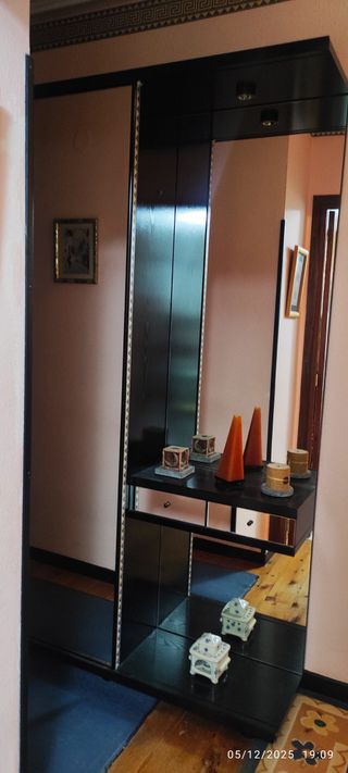 Mueble recibidor espejo y cajones