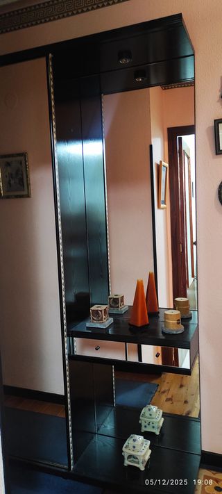 Mueble recibidor espejo y cajones