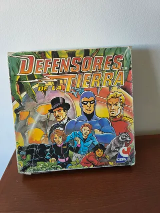 Juego de Mesa DEFENSORES DE LA TIERRA (CEFA 80s)