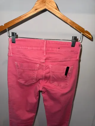 Vaqueros Vintage Dressing Rosas XS