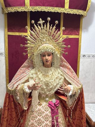 Virgen tamaño natural