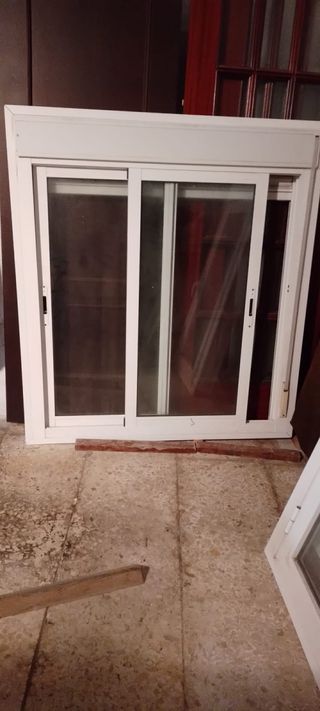 Ventana aluminio Climalit persiana 135x120