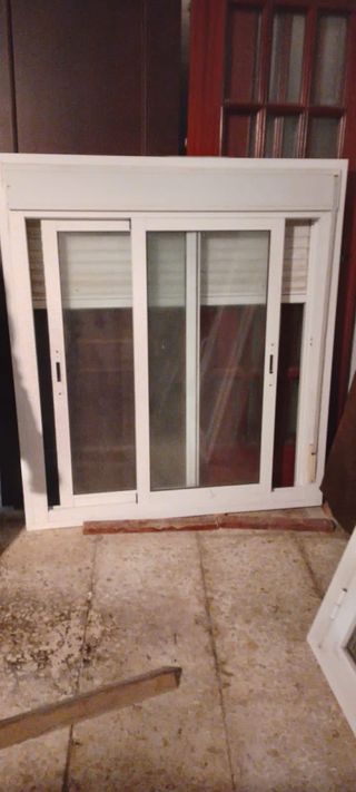 Ventana aluminio Climalit persiana 135x120