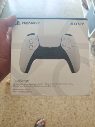 Caja PS5 Digital Edition + caja mando PS5