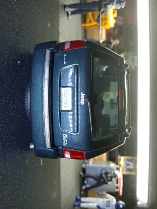 JEEP GRAND CHEROKEE 2005 MAISTO 1/18