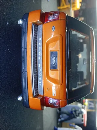 Maisto Range Rover Sport 1:18 Naranja