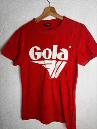 Camiseta Gola Roja