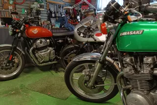Royal Enfield 650  Kawasaki KZ 650  Guzzi V50