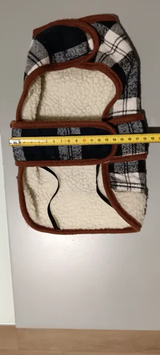 Abrigo para perro pequeño a cuadros