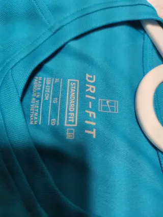 Camiseta deporte Nike Dri-FIT  chico 12 a 14 años