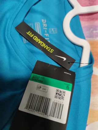 Camiseta deporte Nike Dri-FIT  chico 12 a 14 años