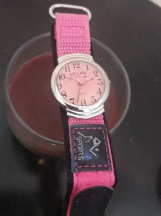 Reloj DELAN Sport Rosa y Plateado Nuevo