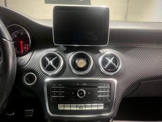 Mercedes-Benz A180 CDI / AMG Line / TECHO SOLAR