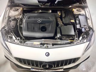 Mercedes-Benz A180 CDI / AMG Line / TECHO SOLAR