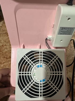 Aspirador de uñas rosa
