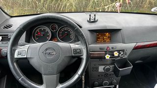 Opel Astra H 1.7 CDTI