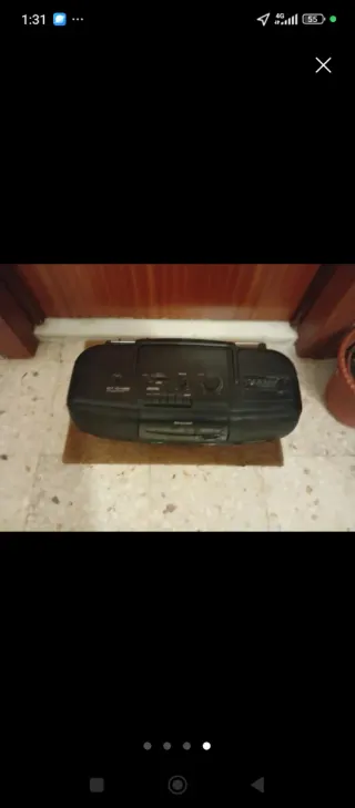 Radio Cassette Sharp Vintage Negra