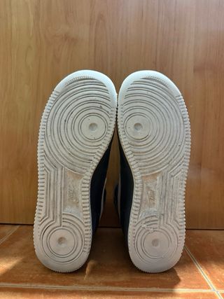 Nike Air Force 1 Mid '07 Negras