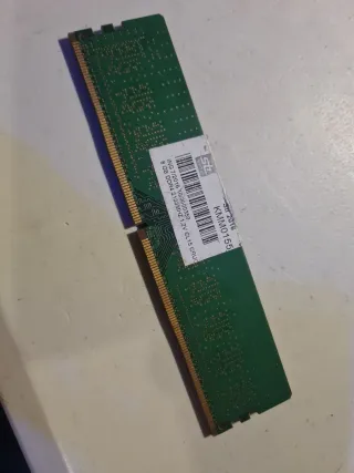 Crucial 8GB DDR4 2133 UDIMM RAM