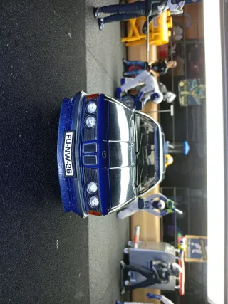 BMW 635 CSi ANSON 1/18 Azul