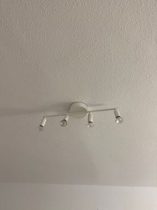 Lámpara de techo KRUSNATE blanca