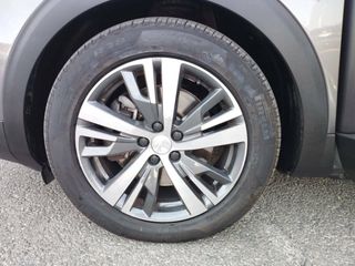 Peugeot 3008 225 e-EAT8 GT