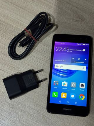 Smartphone Huawei ben tenuto