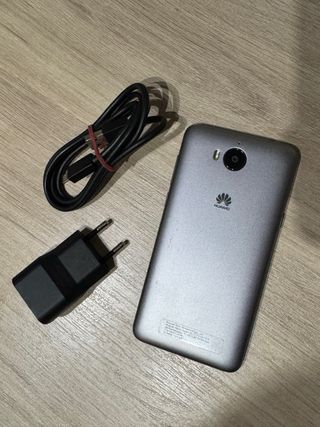 Smartphone Huawei ben tenuto