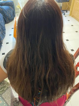 Alisado permanente castaño