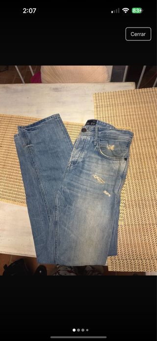 Pantalón Vaquero Desgastado