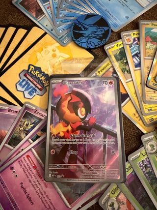 ETB Pokémon - Phantasmal Flames ABIERTA