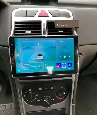 Rádio Peugeot 307 Android 14 com Carplay sem fios.