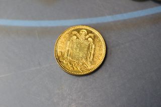 60 monedas de 1 peseta de 1975.