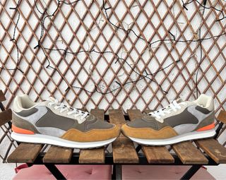 Zapatillas HOFF en color Marrón y Gris