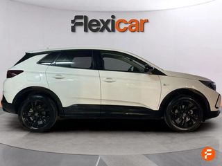 Opel Grandland 1.2 Turbo Design & Tech