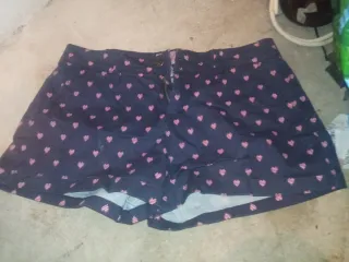 Pantalones cortos mujer con corazones