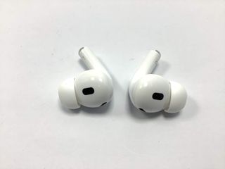 in-ear apple airpods pro 2 gen