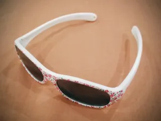 OCCHIALI DA SOLE PER BAMBINI 2-4 ANNI PER MONTAGNA E SENTIERI