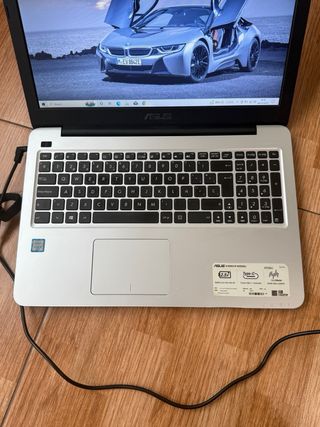 Asus X556U i5-6200U